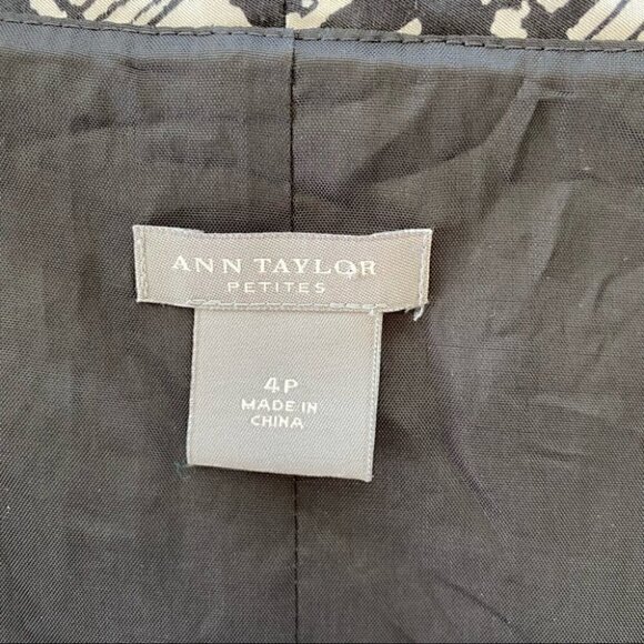 Ann Taylor mini dress, sleeveless with a round collar, ๐ฏ cotton, petite size - Picture 8 of 9